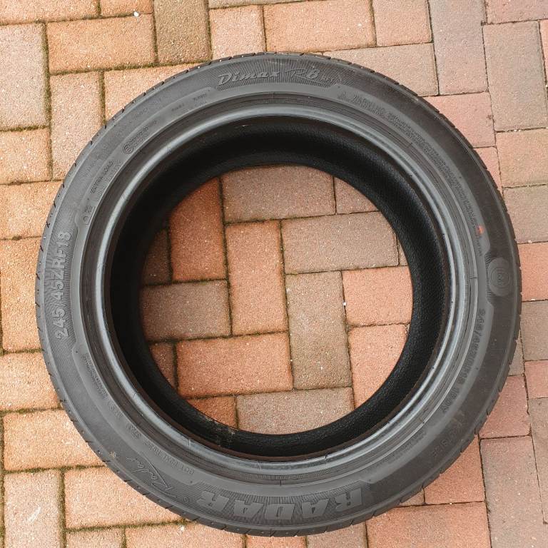 Runflat 245 45 18 