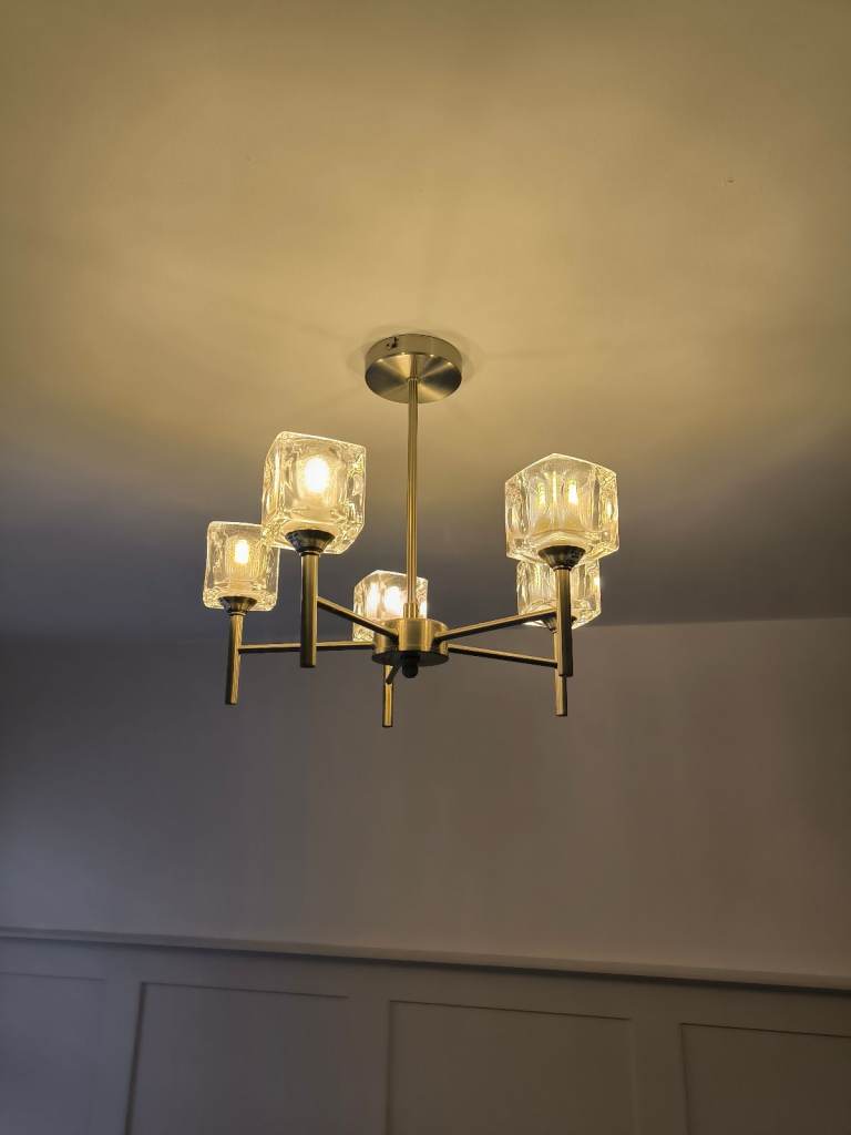 Ceiling light, great condition 