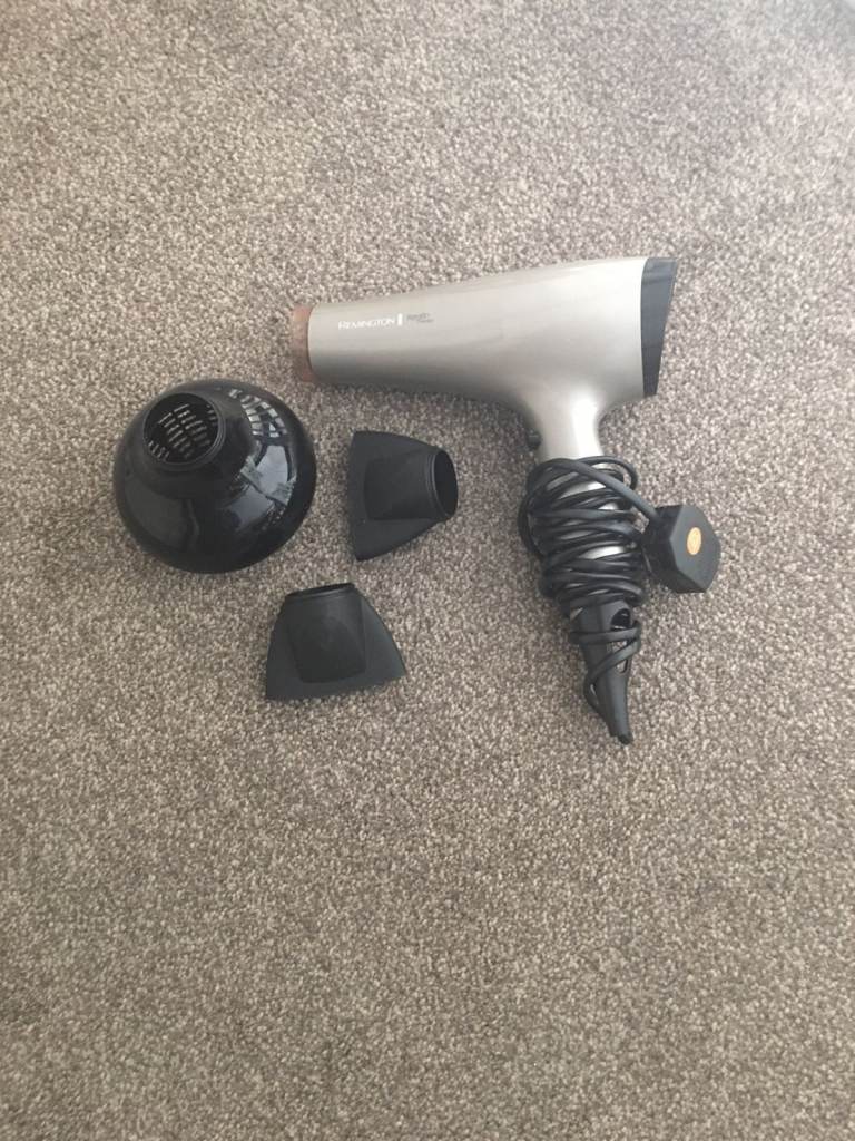 Remington Keratin Therapy Hairdryer
