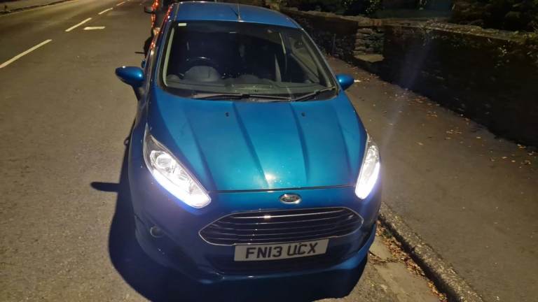 Car for sale, blue