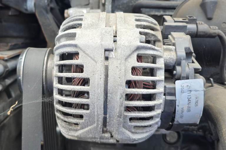 Vw Sharan 2006 1.9TDI Alternator 11134n-wb