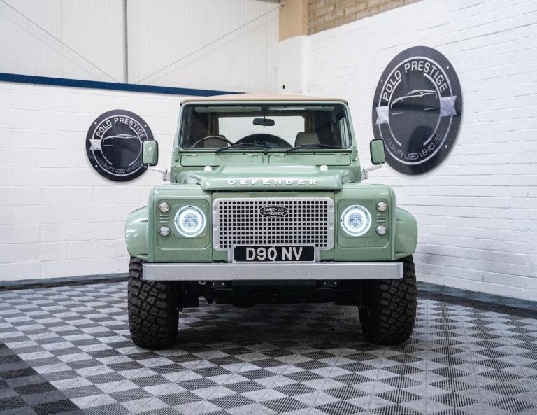 1990 Land Rover Defender 90 2.5 TD5 Pickup 2dr Diesel Manual (120 bhp) Diesel