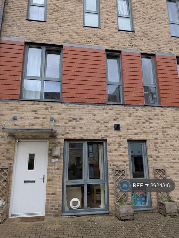 2 bedroom flat in Fitzgerald Place, Cambridge, CB4 (2 bed) (#2924318)