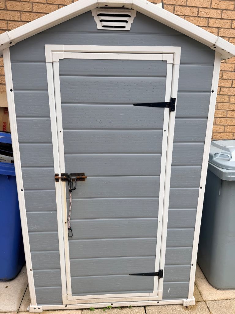 FERRET SHED ENCLOSURE HUT HUTCH