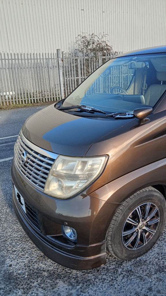 Nissan Elgrand 2007, 2490 (cc)