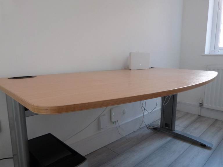 Office Desk