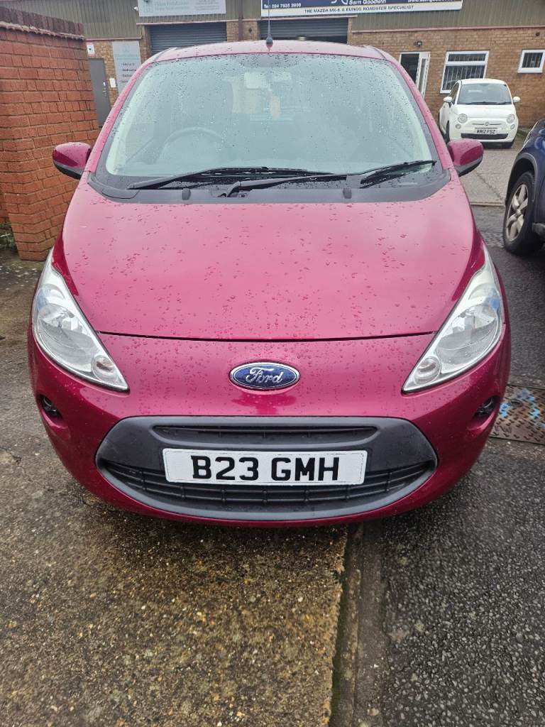 Ford, KA, Hatchback, 2010, Manual, 1242 (cc), 3 doors