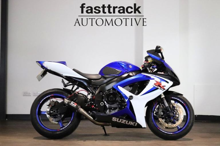 Suzuki GSXR 600 K7 2007 - VERY CLEAN - RACEFIT CARBON EXHAUST