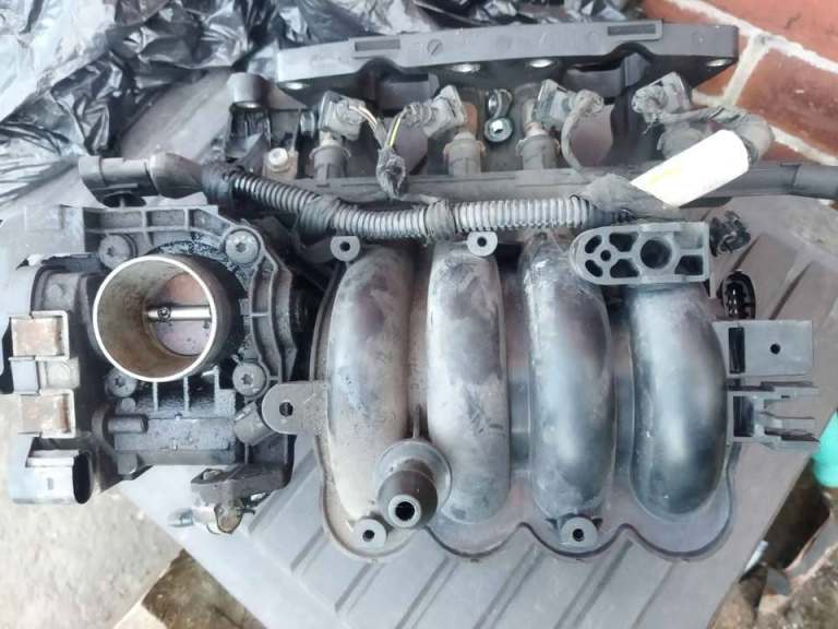 Fiat500/Ford KA 1.2 petrol Inlet Manifold complete throttle body &fuel rail removed from running car