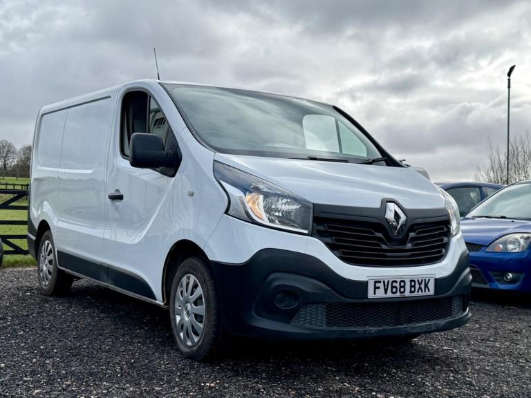 2018 Renault Trafic 1.6 dCi 27 Business SWB Standard Roof Euro 6 5dr PANEL VAN Diesel Manual