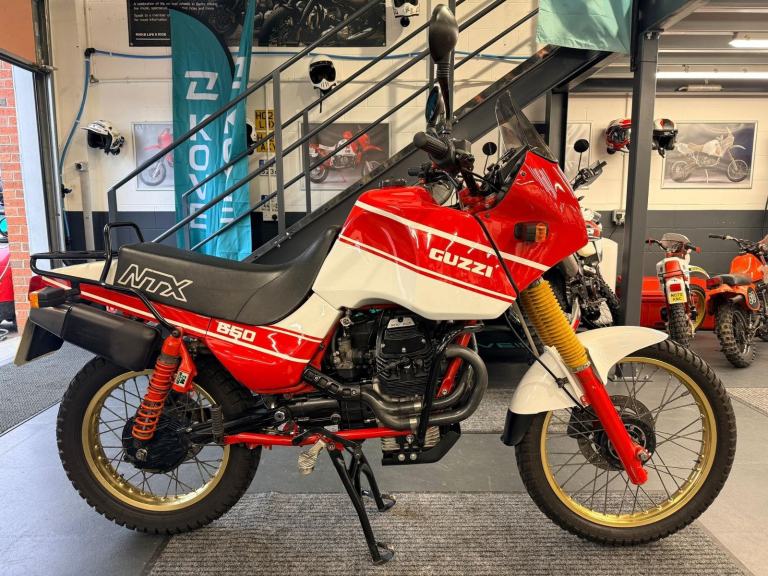 Moto Guzzi NTX650