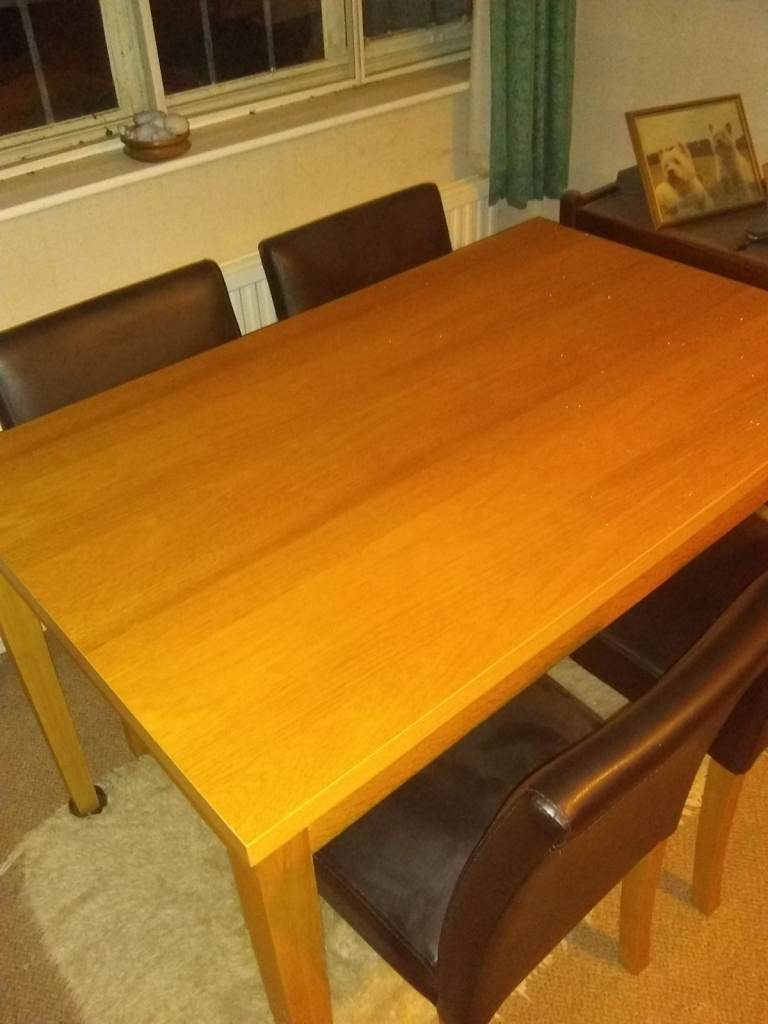 Dining Kitchen Table & 4 Chairs