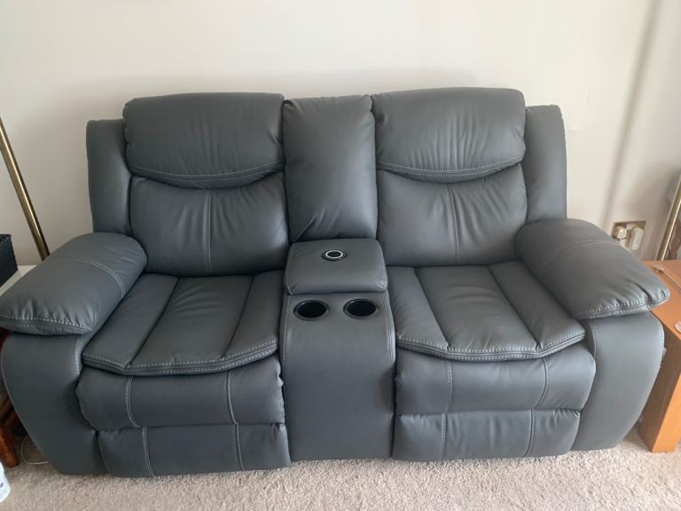 Two seater power recliner sofa 