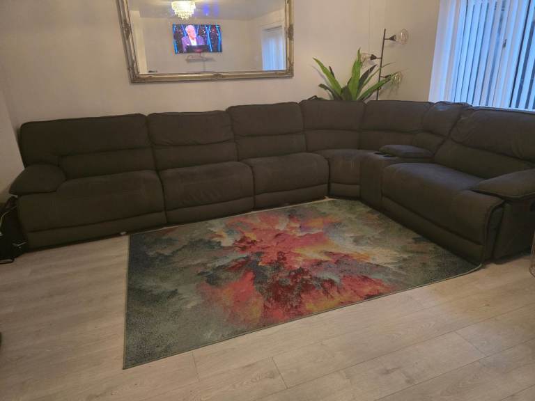 7 Seater Sofa - only £500