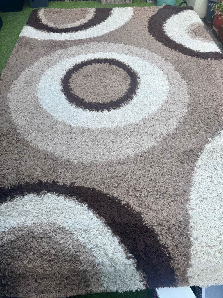 Rug