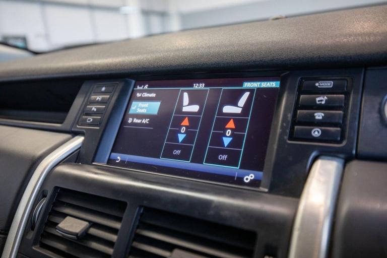 2016 Land Rover Discovery Sport 2.0 TD4 HSE Luxury SUV 5dr Diesel Auto 4WD Euro 6 (s/s) (180 ps) ...