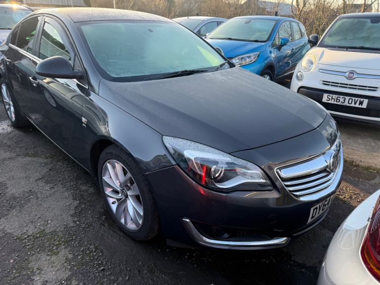 2014(64) Vauxhall Insignia 1796 (cc),  petrol manual 5 doors mot 6/26  122,000 Miles 6 speed 
