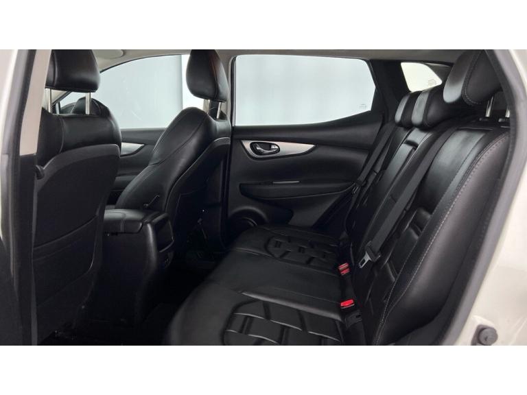  Nissan Qashqai 1.3 Dig T N Motion Suv 5dr Petrol Manual Euro 6 s/s 140 Ps