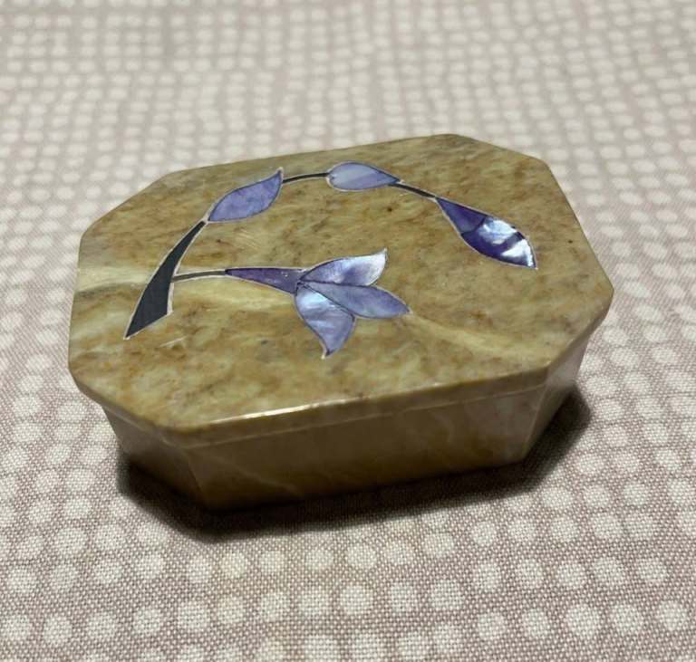 Vintage Soap Stone Trinket Box With Mother of Pearl Floral Inlay