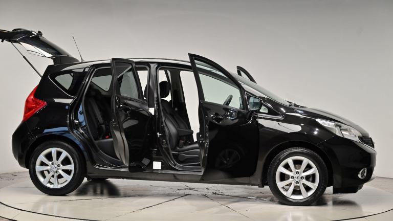 2015 Nissan Note 1.2 DiG-S Tekna 5dr Auto MPV PETROL Automatic