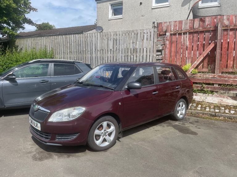 Skoda, FABIA, Estate, 2011, Manual, 1598 (cc), 5 doors