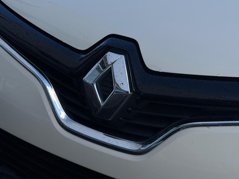 2014 Renault Captur 0.9 TCE 90 Dynamique MediaNav Energy 5dr HATCHBACK Petrol Manual