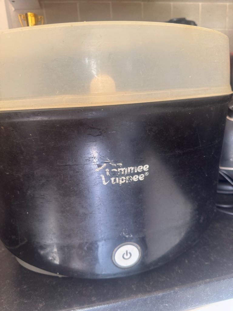 Tommee Tippee Electric Bottle Steriliser - Black, Good Condition