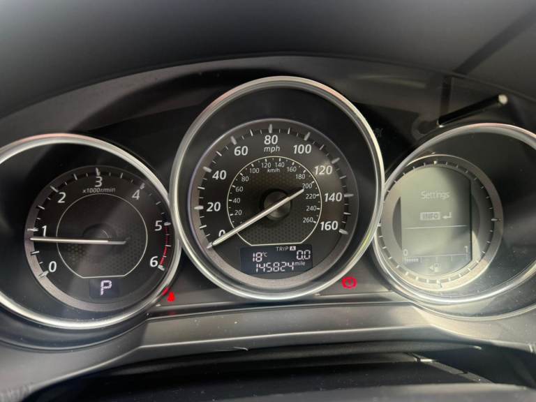 Mazda, 6, Saloon, 2014, Other, 2191 (cc), 4 doors