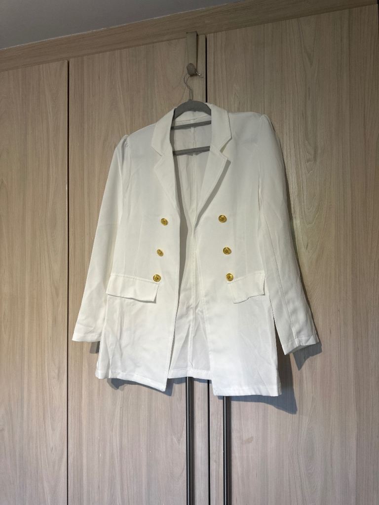 Stylish White Double-Breasted Blazer with Gold Buttons