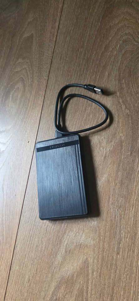 External 1TB hard drive storage with usb cable