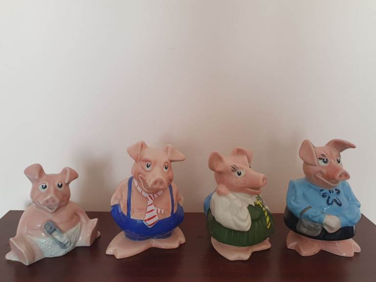Iconic vintage piggy bank collection - Natwest / Wade