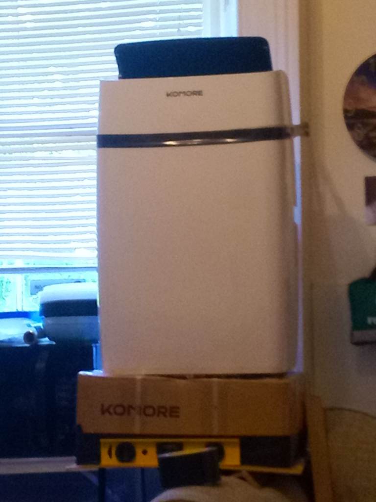 Brand New Komore 12000 BTU Air Conditioner.
