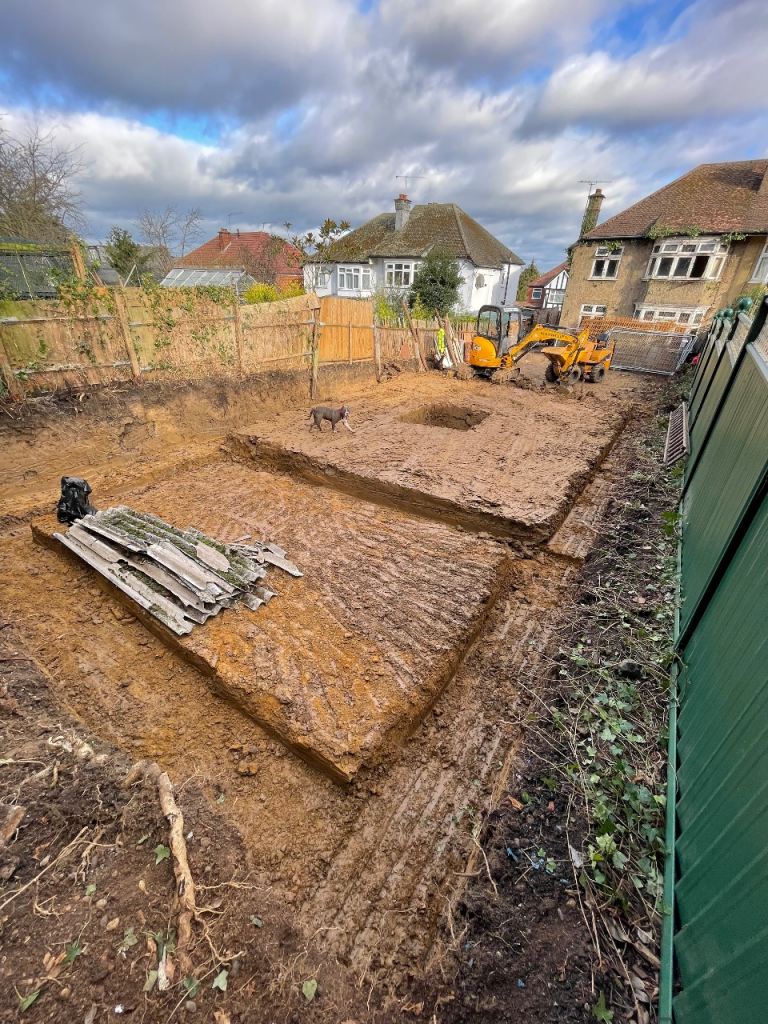 Mini digger with driver hire 350  per day OR PRICE JOB  with diesel