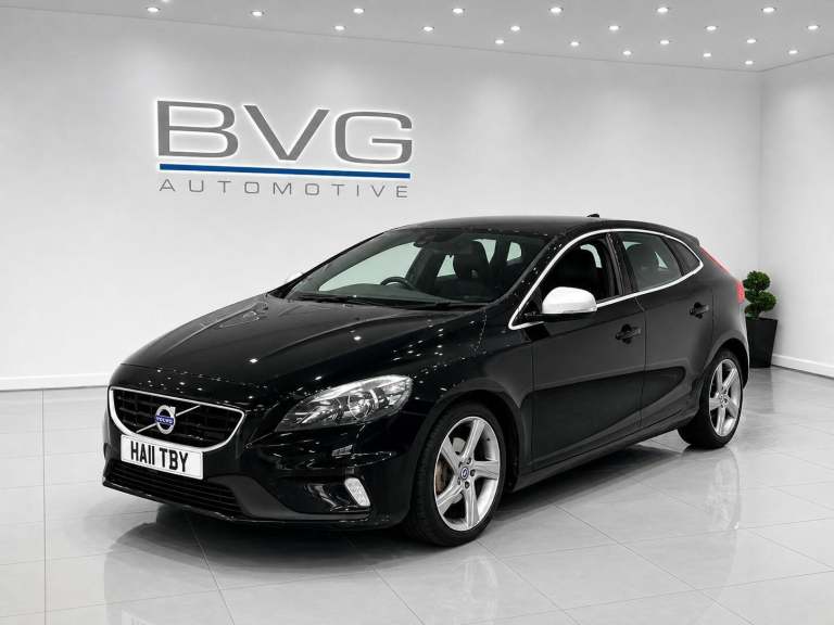2015 Volvo V40 D2 R DESIGN 5dr HATCHBACK DIESEL Manual