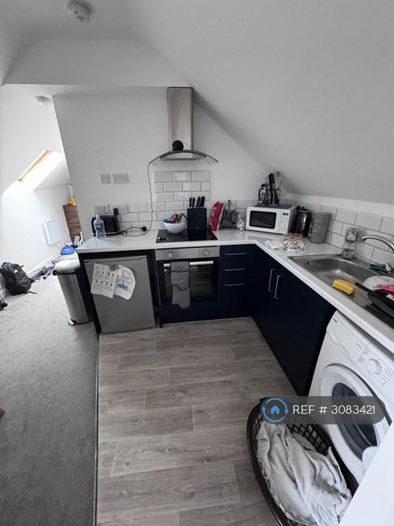 1 bedroom flat in Gisburn Road, Hessle, HU13 (1 bed) (#3083421)