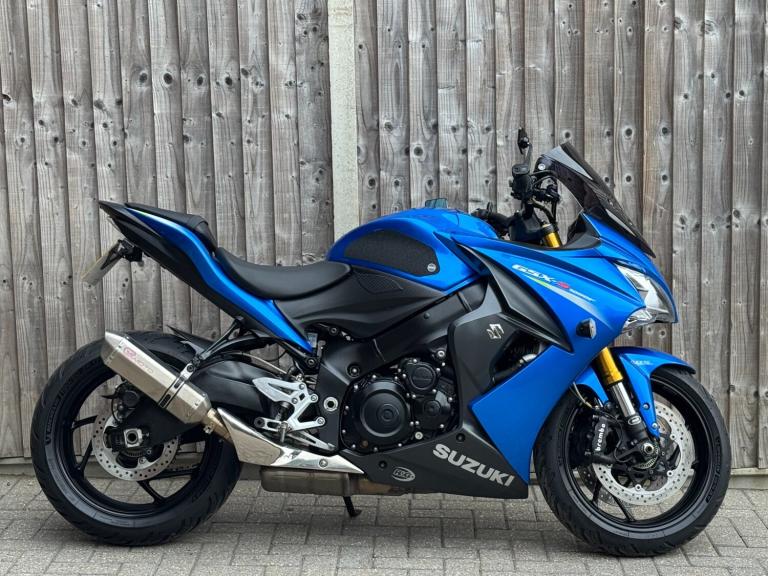SUZUKI GSX S1000F L6 ABS 2016 (16) SPORT TOURER + LOADS OF EXTRAS 