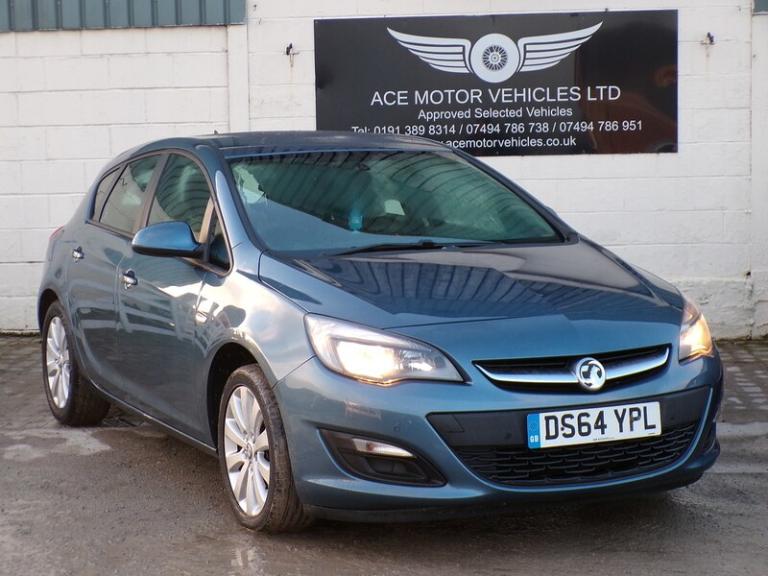 2014 Vauxhall Astra 1.6 CDTi 16V ecoFLEX Design 5dr HATCHBACK DIESEL Manual