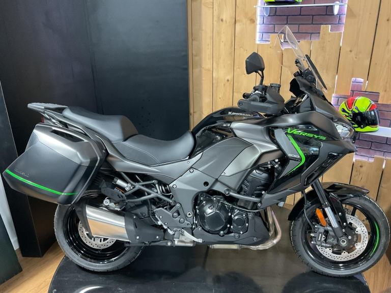 Kawasaki Versys 1100 2025 Brand New! Last 1! FREE TOURING KIT! FREE UK DELIVERY!