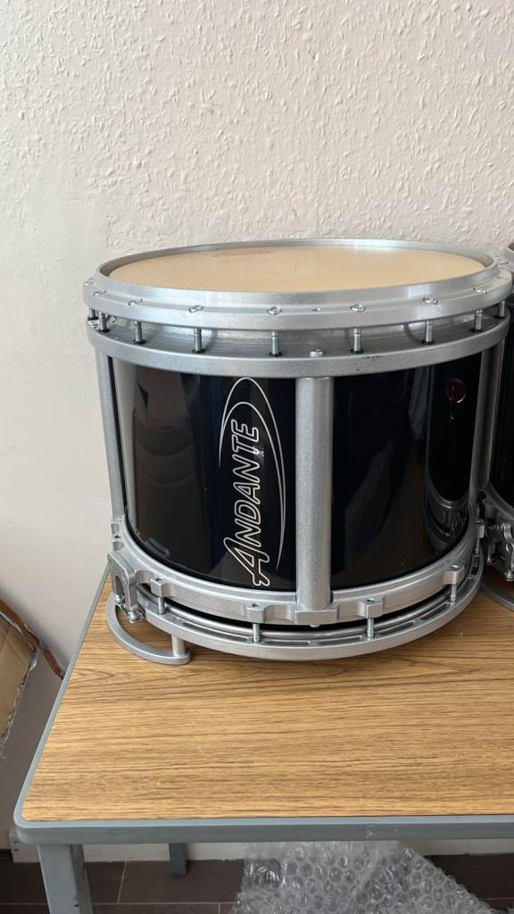 Andante Snare Drum - Black and Silver, Good Condition