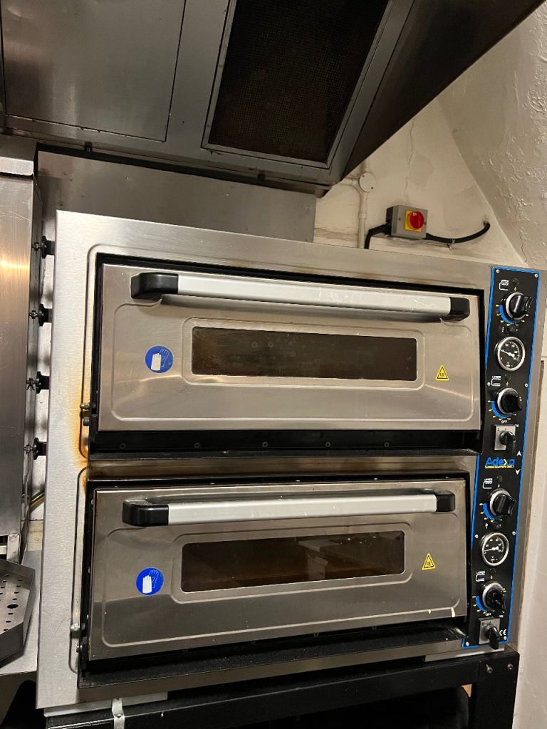 Pizza oven