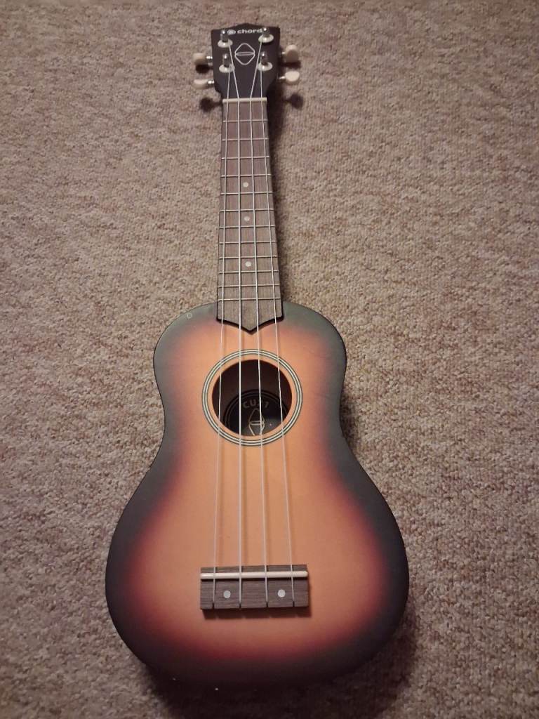 Chord CU 21 Ukulele - Brown Sunburst
