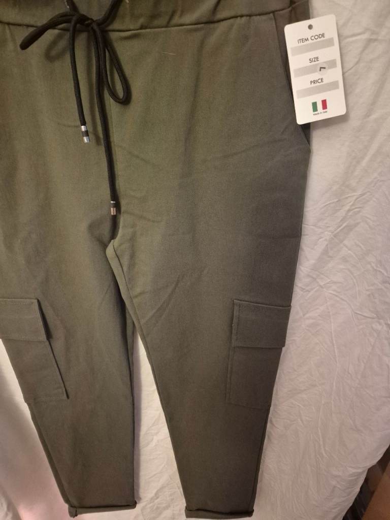 New cargo pants size L