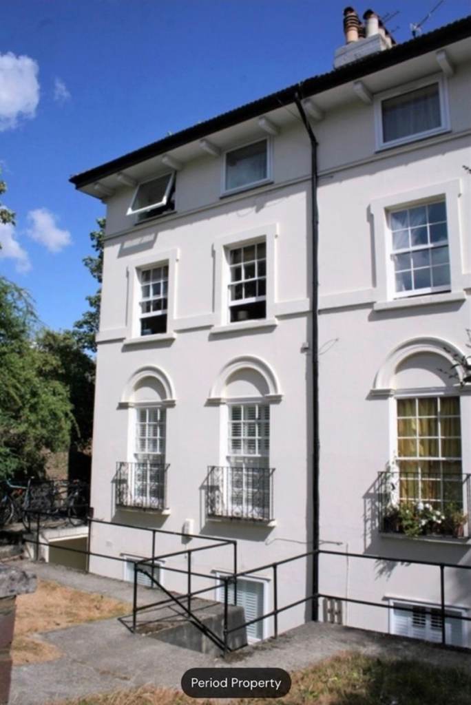 Large Furnished Double Room in Victorian Private Garden Flat | Forest Hill | £950 pcm + bills