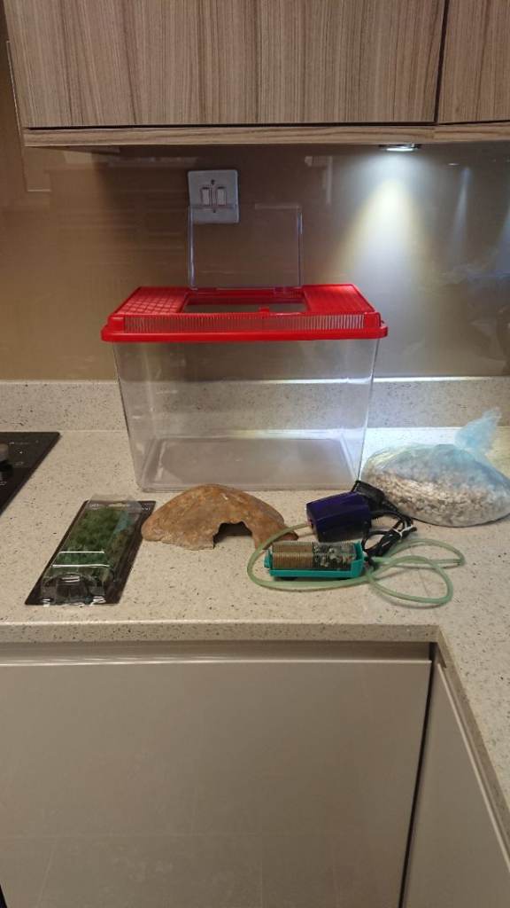 Aquarium 21lt Ferplast plus accessories 