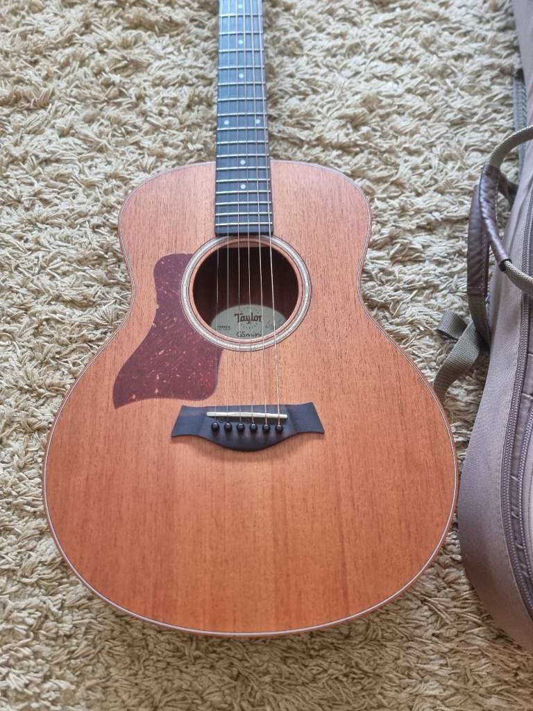 Taylor gs mini e mahogany left handed