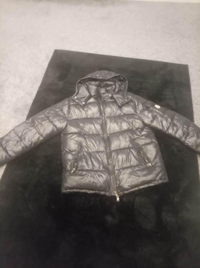 Moncler puffer jacket 