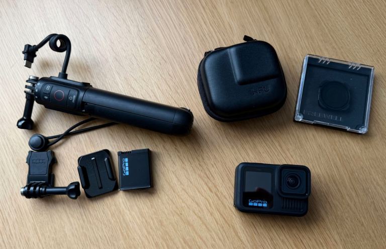 GoPro Hero Black 13 + Volta battery Grip & accessories