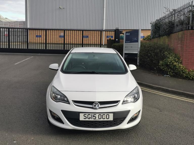2015 Vauxhall Astra 1.4i 16V SRi 5dr HATCHBACK Petrol Manual
