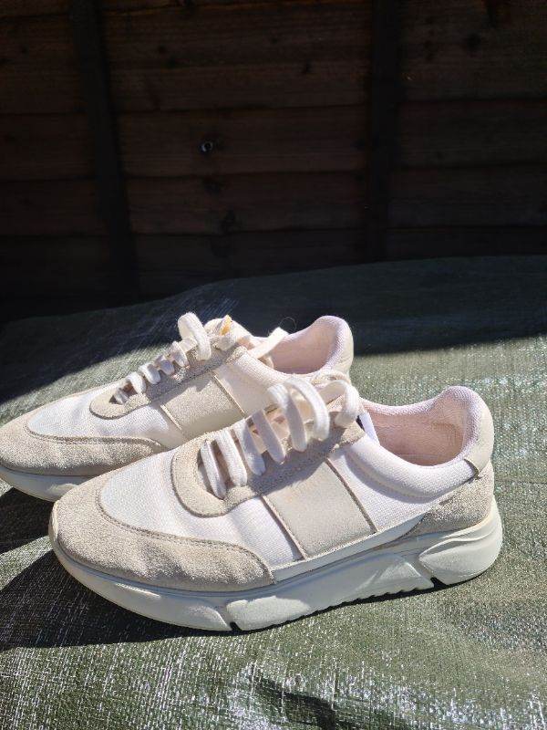 Axel arigato trainers 