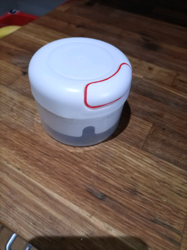 Mini chopper kitchen gadget 